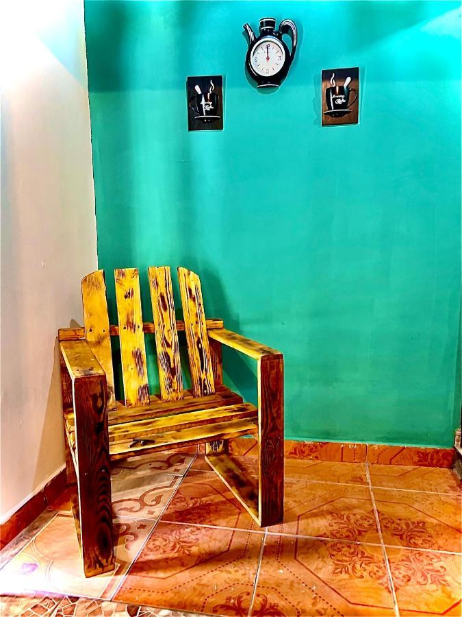 Bambito'S Cafe & Hostel Cerro Punta Luaran gambar